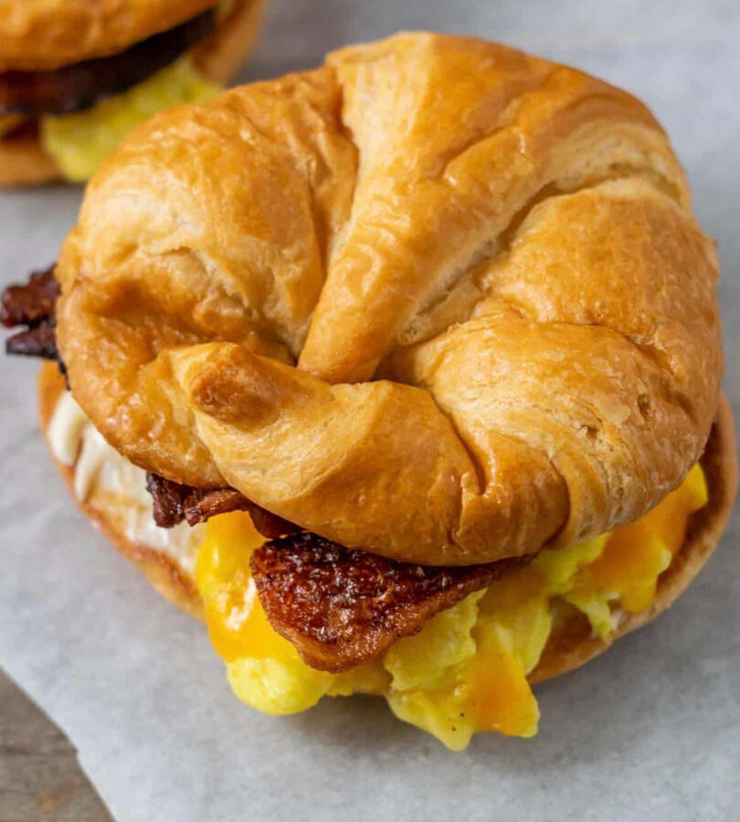 Bacon, egg, and cheese croissant ch-breakfast